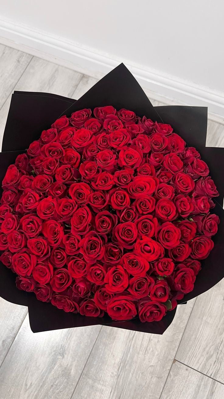 Red or white roses